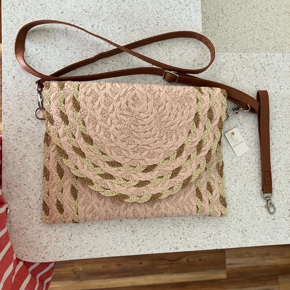 Elegant Pink Woven Women's Bag